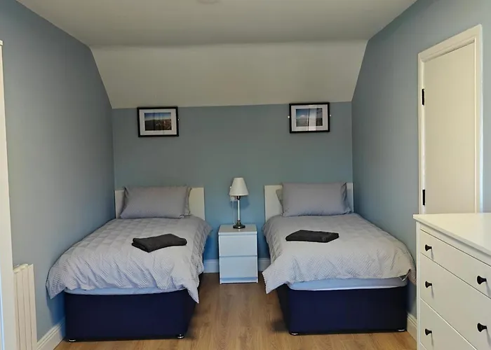 Σπίτι διακοπών 4 Bed House Sleeps 8 - Enclosed Garden - Parking Κιλάρνεϊ