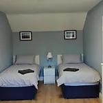 Casa vacanze 4 Bed House Sleeps 8 - Enclosed Garden - Parking Cill Airne